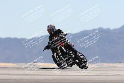 media/Oct-13-2025-Moto Forza (Mon) [[a66d839500]]/3-B Group/Session 4 (Turn 9)/